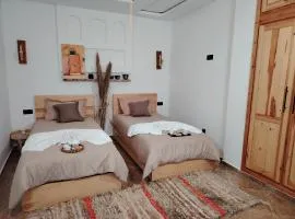 Tamrazen retreat