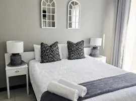 Zhantique Guest House 2- Unit 4