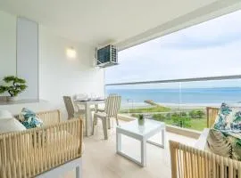 Luxurious CB Apartment suite-sea view-beautiful pool