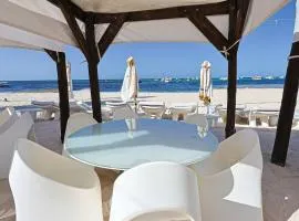 Elegant Cocotal 2BD Condo
