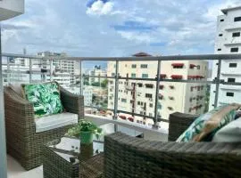 Lovely 1BR Apt, King Bed, Pool