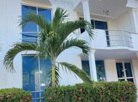 Casa La Consentida en Flandes con piscina