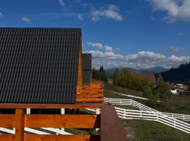 Cozy A-Frame Cabins in Bucovina, cabin in Şaru Dornei