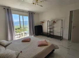 La Dolce Villa