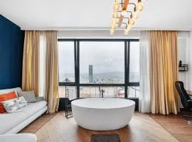 LUXURY APARTMENT IN OLD TBILISI WITH TERRACe