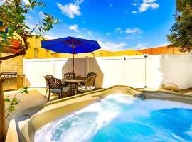 Perfect Newport Beach Location With Spa I