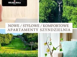APARTAMENTY SZYNDZIELNIA 2 POKOJE & BALKON & PARKING & ROWEROWNIA WORKATION Home OFFICE - NOWA NAJLEPSZA BAZA WYPADOWA W BESKIDY, жилье с кухней в Бельско-Бяле
