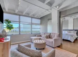 Urban Loft by Lucky Savannah