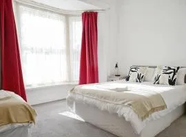 Shirley Guest House