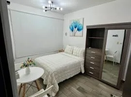 Estudio a 5 minutos de la Playa con Cocineta