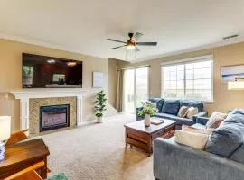 6 Mi to Dtwn Reno Mtn-View Retreat with Fireplace!