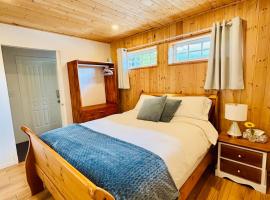 Sunshine Bungalow, bungalow em Salmon Arm