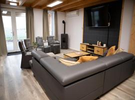 Spacious holiday home in Oirschot near forest, hotel v destinaci Haghorst