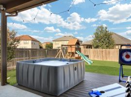 Hot Tub Retreat Games BBQ Air Hockey Swing Set, hotel a San Antonio