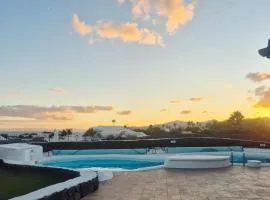 Detached Villa with Stunning Mountain and Sea Views, 14m Pool & sunken Hot Tub