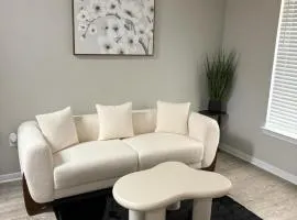 Stylish 1BR in Magnolia Easy Access to Woodlands
