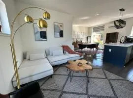 The Rooftop - Columbia City Retreat - Free Parking & EV Point