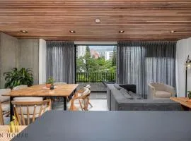 Morph 501 - Spacious Cozy Apt Poblado/BBQ/Jacuzzi