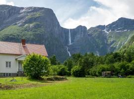 Gorgeous Home In Eikesdal - N28170, hotel u gradu Verma