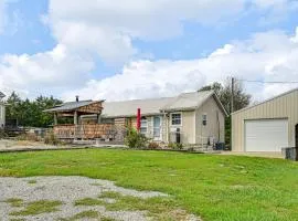 11 Mi to Lake Cumberland! Retreat with Gazebo