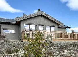 2 Bedroom Beautiful Home In Gålå