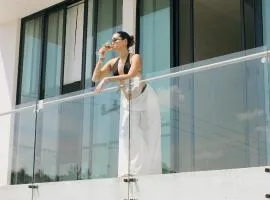 Casa Calec: Dpto B. con piscina/2 min. playa