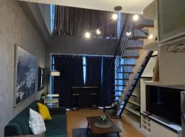 Relaxing Luxury Stay in Makati