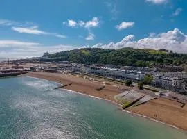 Dover Marina Hotel & Spa, Tapestry Collection by Hilton