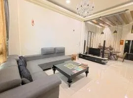 Chun House