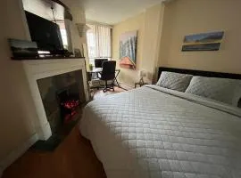 Harbor Light-Modern 1BR King-Complete Unit