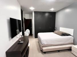 Hab Privada Samborondon SECTOR UESS, glamping site in Guayaquil