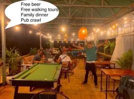 Social Backpacker Hostel & Rooftop Bar