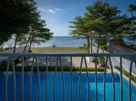 Lusa Beach Studios Lovina