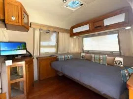 Retro Star-Wagon, Ocean View Dolby Sound Studio