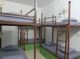 Mosaic Hostel Varanasi