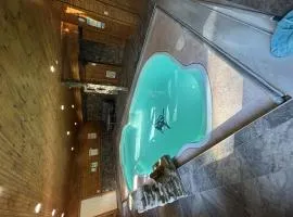 Majestic Springs Lodge Cabin