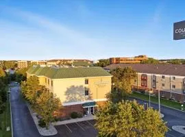 Country Inn & Suites by Radisson, Merrillville, IN