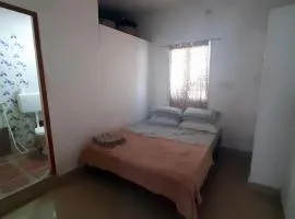 Elis Homestay AC room with Breakfast