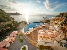 69 Resort and Beach Club Labuan Bajo