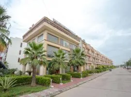 Nandan Retreat 4-Star Hotel & Luxury Villas Near Prem Mandir, Vrindavan