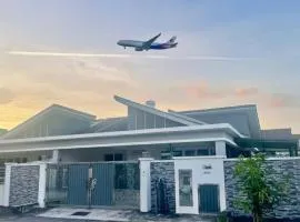 Cenderawasih Semi-D Homestay