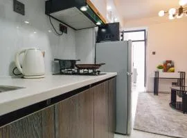 Modern 1 BR City views Kilimani 12th floor Luxury