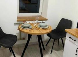 Comfort House Партизанська 25，位于白采尔科维的酒店