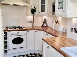 Elegant Double Room in a Grade II Listed Oxford Townhouse