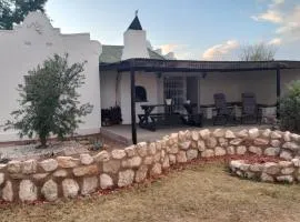 Bezalel Estate Country House