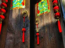 Qu Hi Home Stay