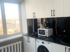 Проспект Жамбыла 115а люкс квартира, serviced apartment in Taraz