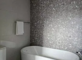 Rangsit Residence & Hotel