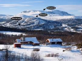 Geilo - Charming cottage with a stunning view, khách sạn có bồn tắm nóng ở Geilo