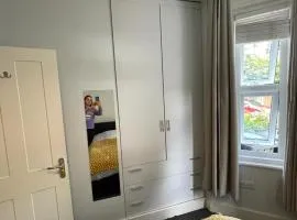 Beautiful en-suite room in centre of town